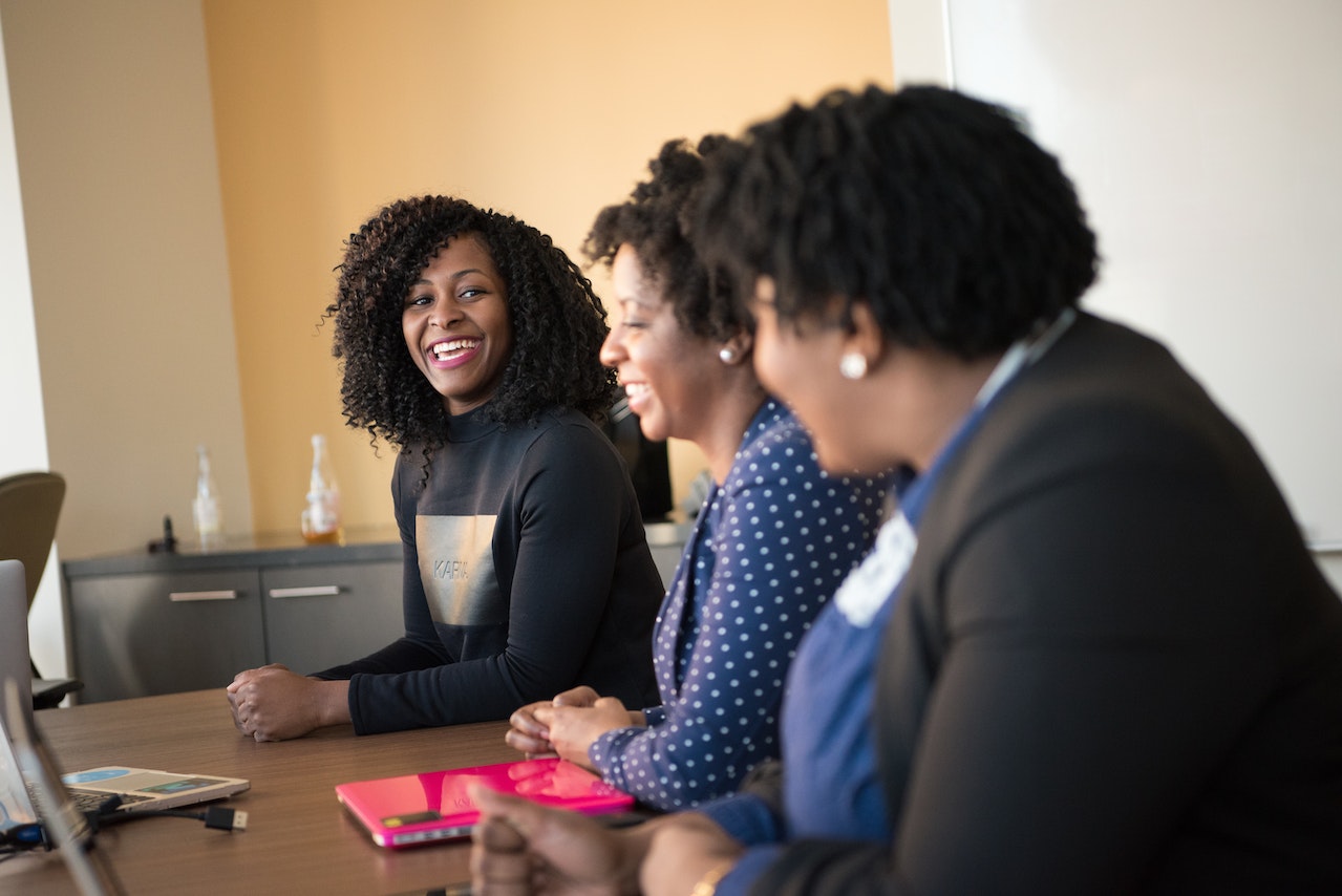 15 effective strategies to retain employees & reduce churn